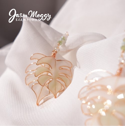 Jasmmeggy 茉莉美姬水晶花手作飾品 《光合系列》龜背芋耳環