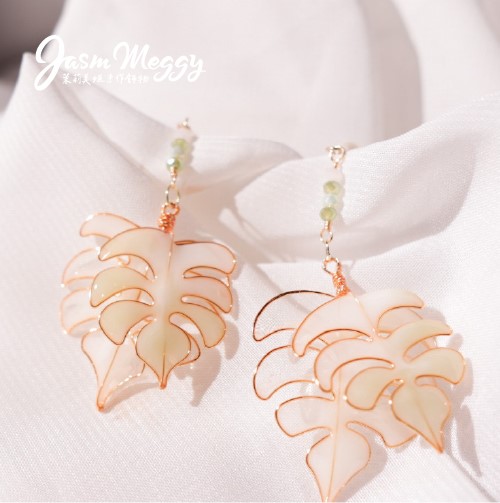 Jasmmeggy 茉莉美姬水晶花手作飾品 《光合系列》龜背芋耳環