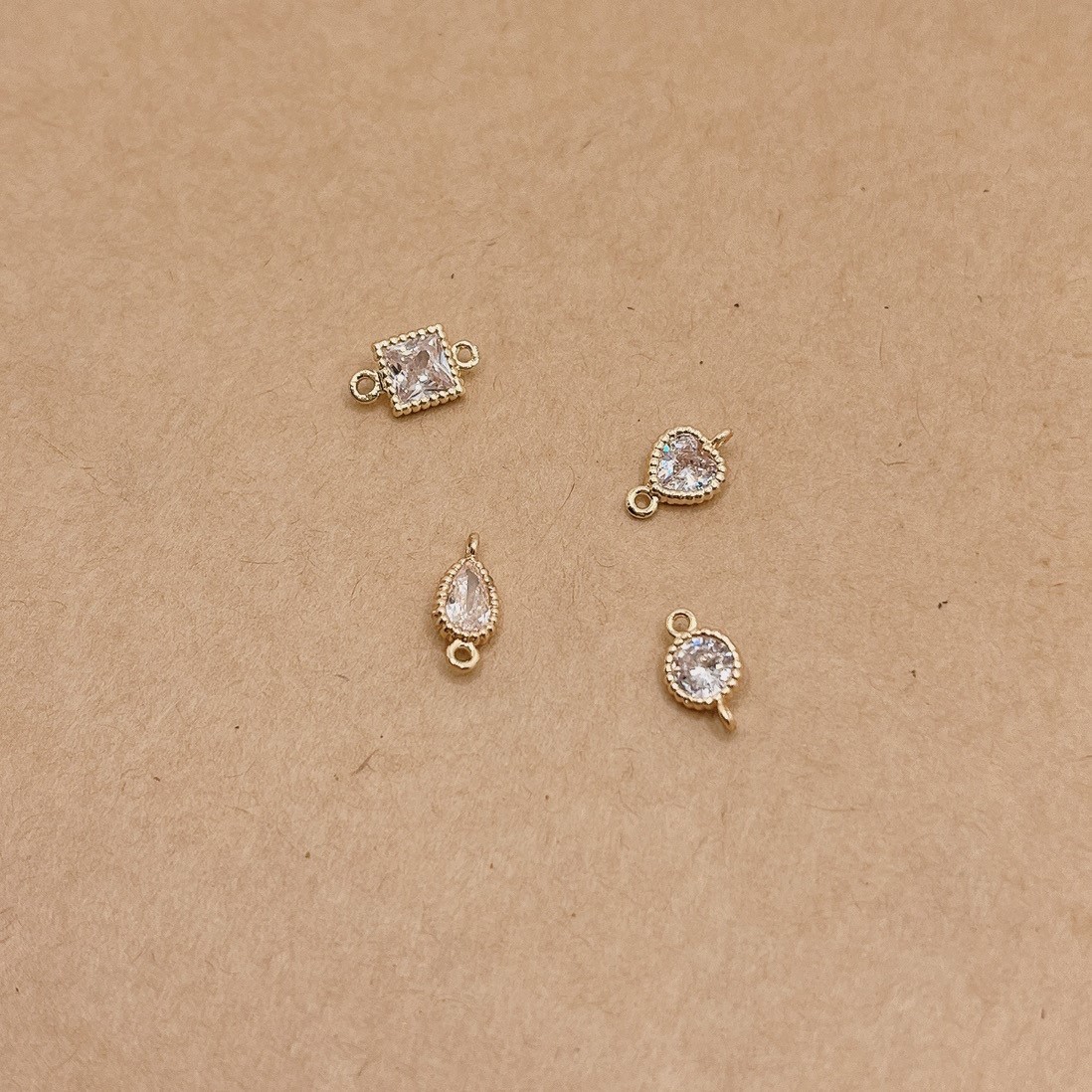 Jasmmeggy 水晶花飾品手作材料｜手作串珠｜飾品配件 鋯石雙邊吊墜