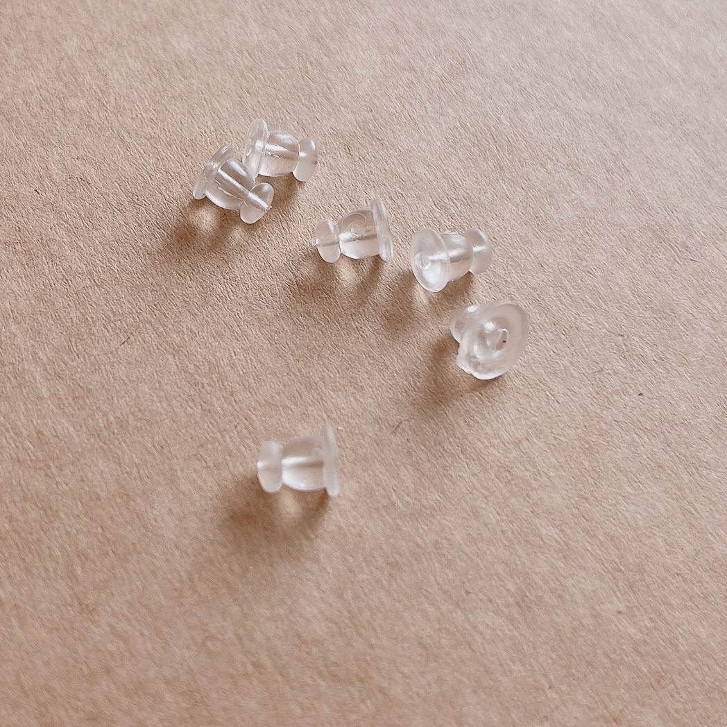 Jasmmeggy 水晶花飾品手作材料｜手作串珠｜飾品配件 矽膠耳針屁股(50對為1包)