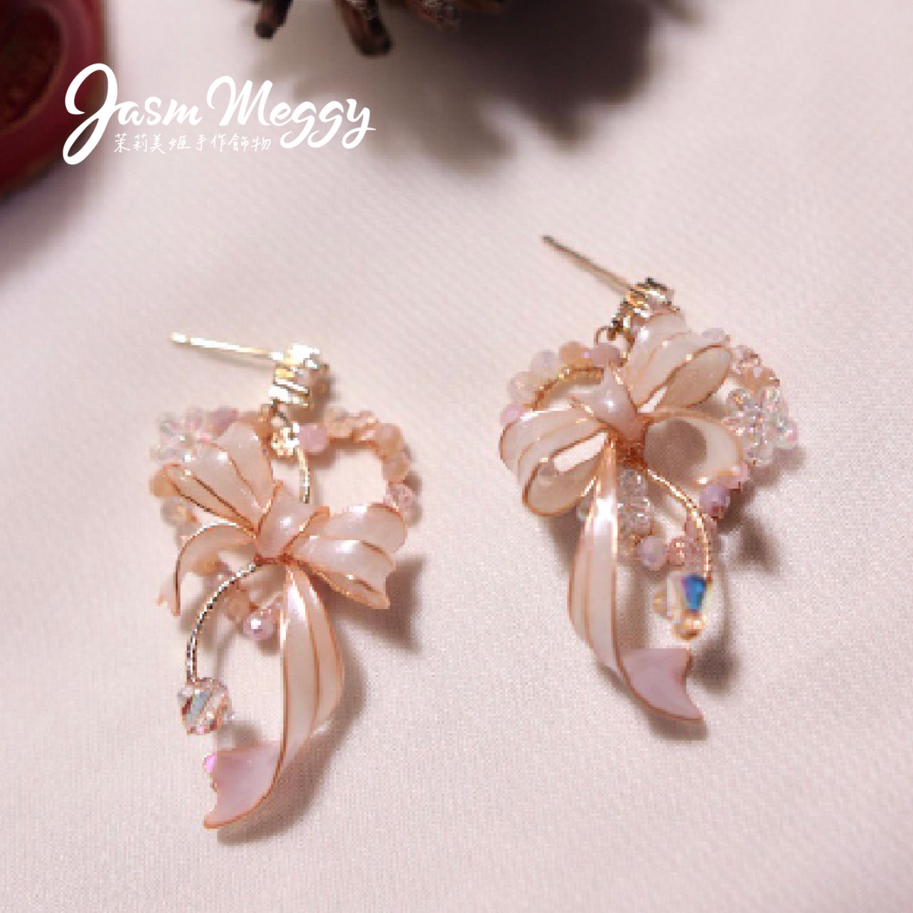 Jasmmeggy 茉莉美姬水晶花手作飾品 《珠光華爾茲》耳環