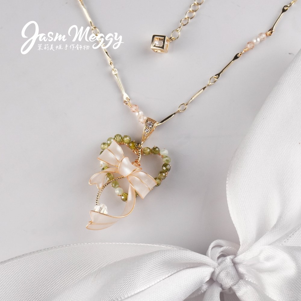 Jasmmeggy 茉莉美姬水晶花手作飾品 《珠光華爾茲》項鍊