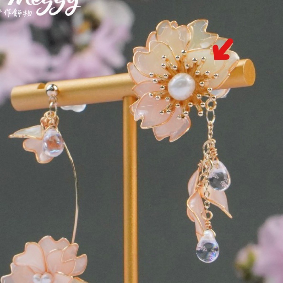 Jasmmeggy 水晶花飾品手作材料｜手作串珠｜飾品配件　不規則花蕊珠托