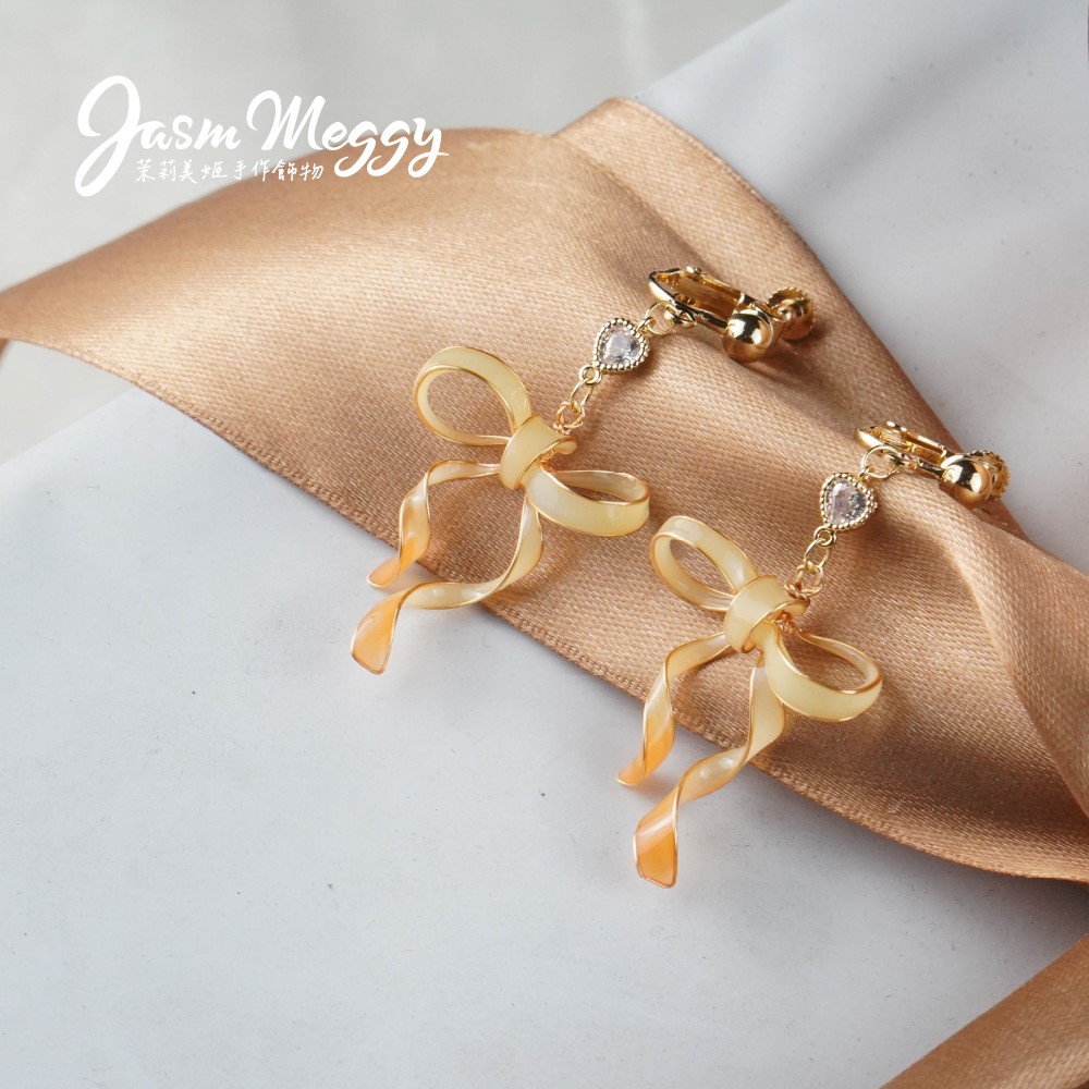 Jasmmeggy 茉莉美姬水晶花手作飾品 《愛的祝願》單結耳環