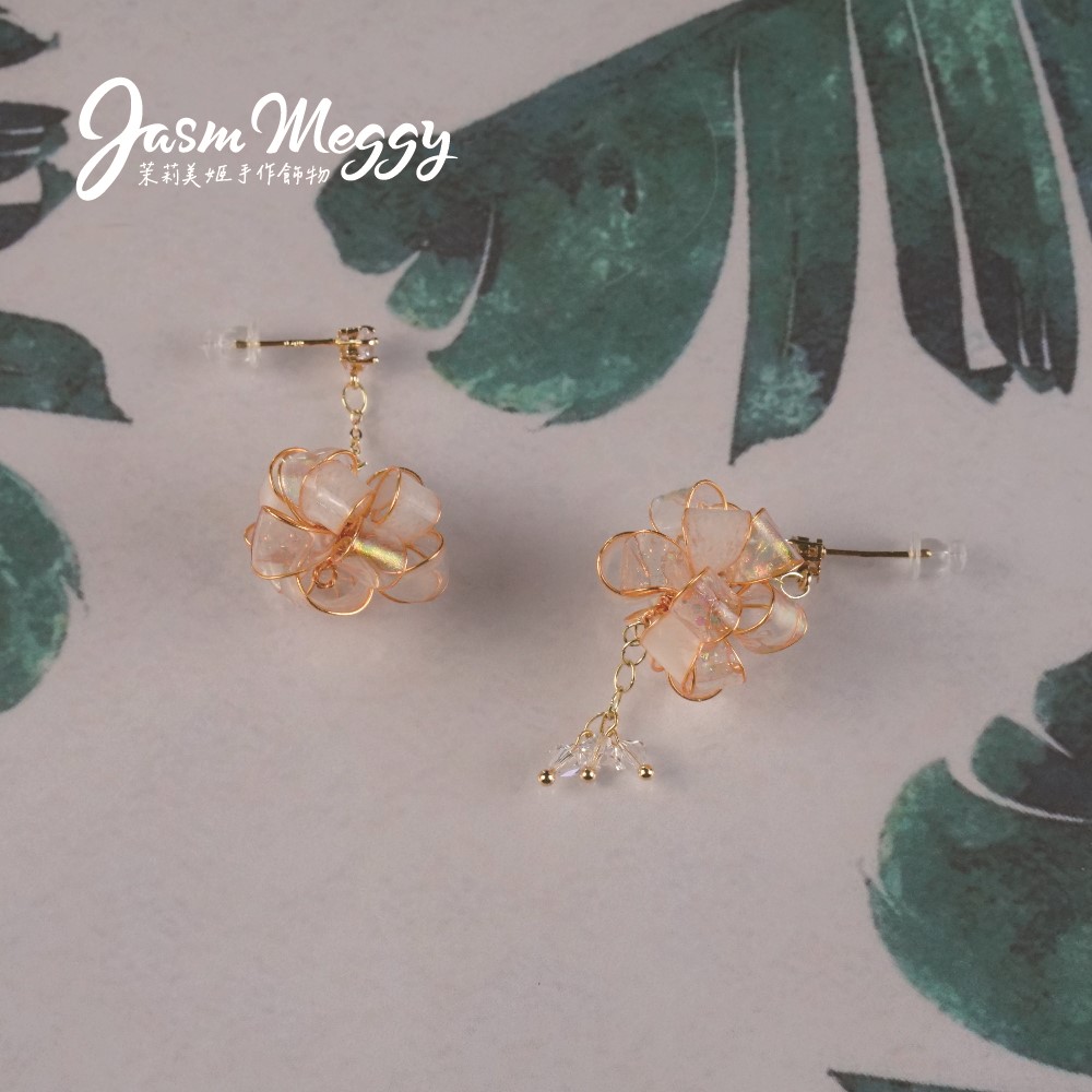 Jasmmeggy 茉莉美姬水晶花手作飾品 絲綵緞球花耳環