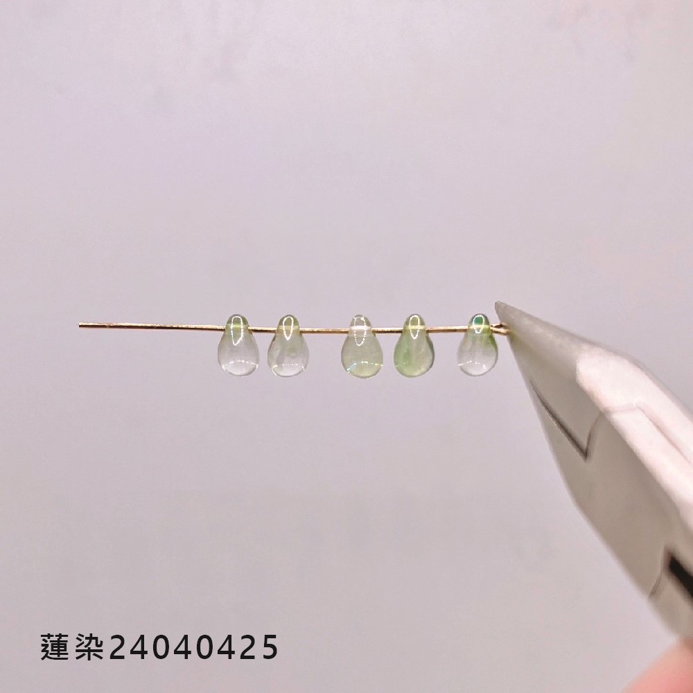 Jasmmeggy 水晶花飾品手作材料｜手作串珠｜飾品配件 水滴捷克珠