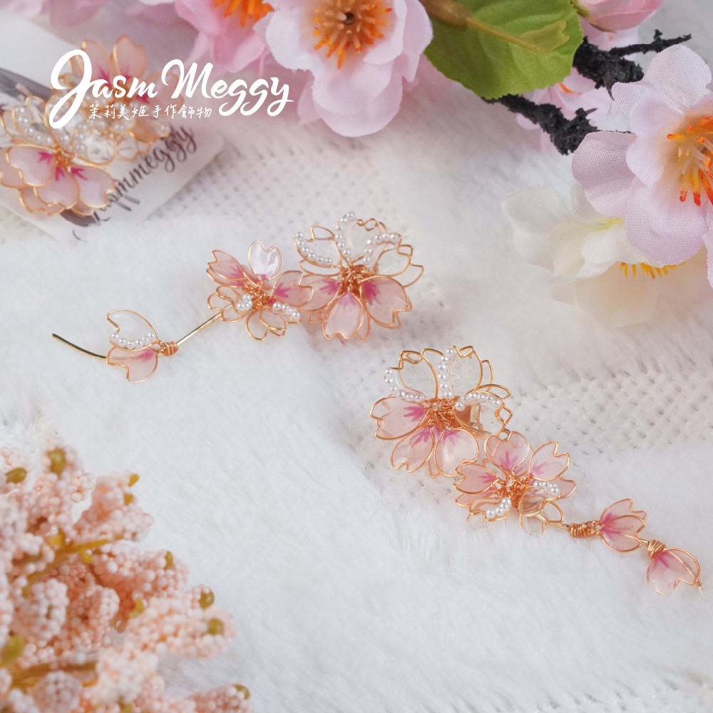 Jasmmeggy 茉莉美姬水晶花手作飾品 櫻·落 曲線款