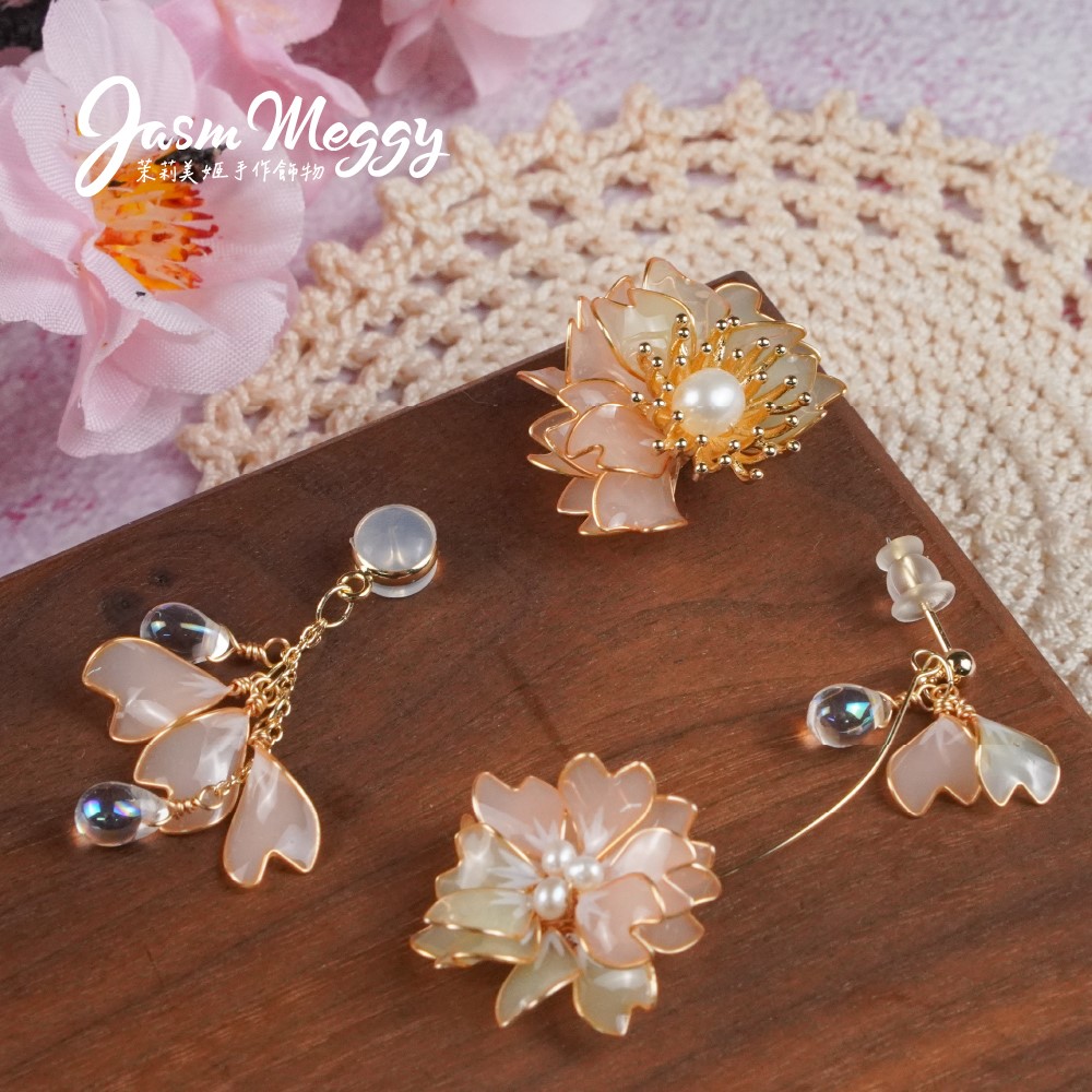 Jasmmeggy 茉莉美姬水晶花手作飾品 櫻·吹雪 垂墜兩用款耳環