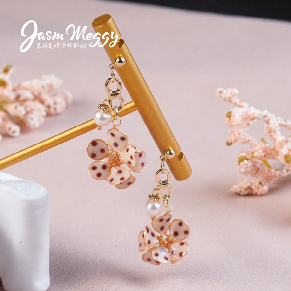 Jasmmeggy 茉莉美姬水晶花手作飾品 芭蕾舞·伶 耳環