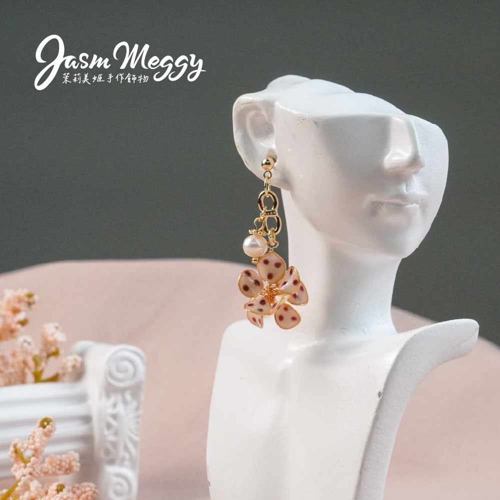Jasmmeggy 茉莉美姬水晶花手作飾品 芭蕾舞·伶 耳環
