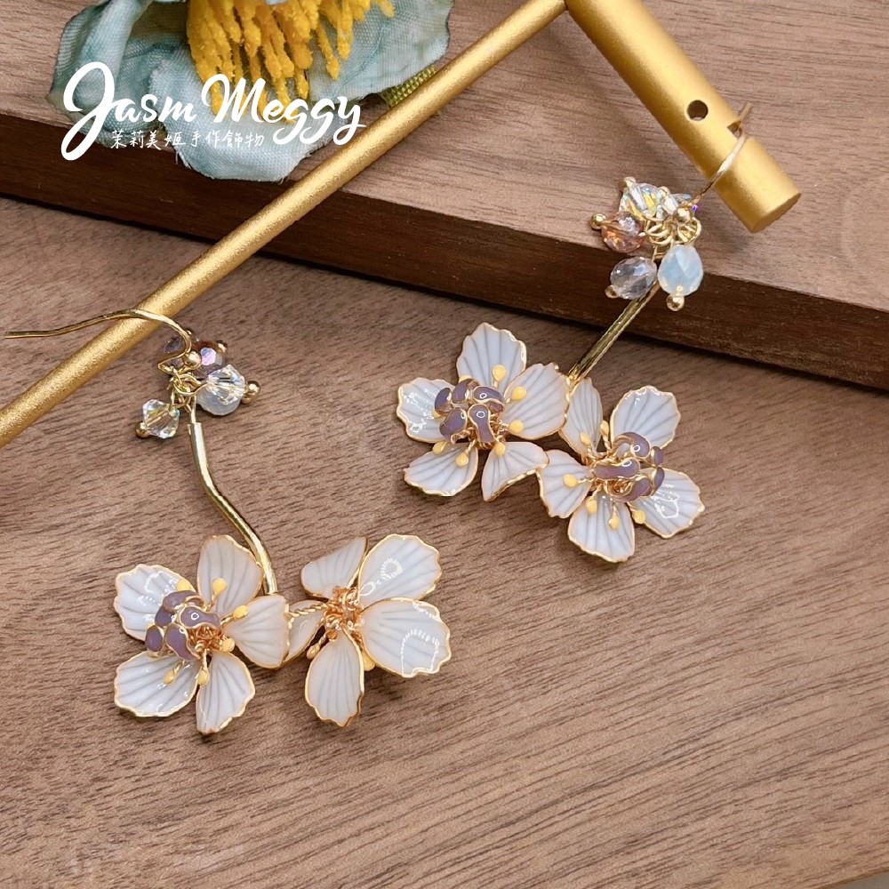 Jasmmeggy 茉莉美姬水晶花手作飾品 縈繞·夢間耳環
