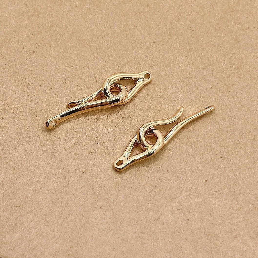 Jasmmeggy 水晶花飾品手作材料｜手作串珠｜飾品配件 光面魚鉤造型優雅套扣